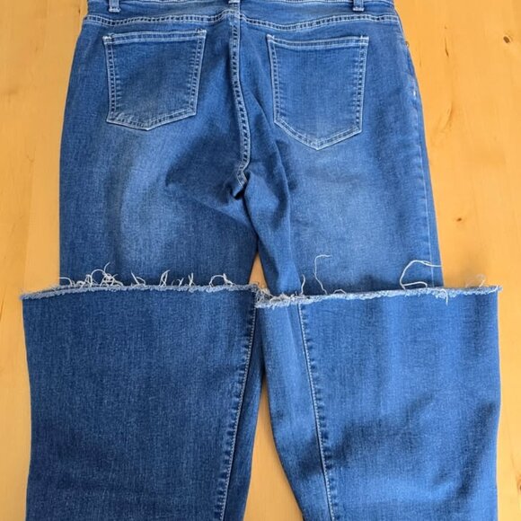 Womens bell bottom flare leg jeans size Extra Large XL Medium Blue Unbrand - Picture 4 of 7